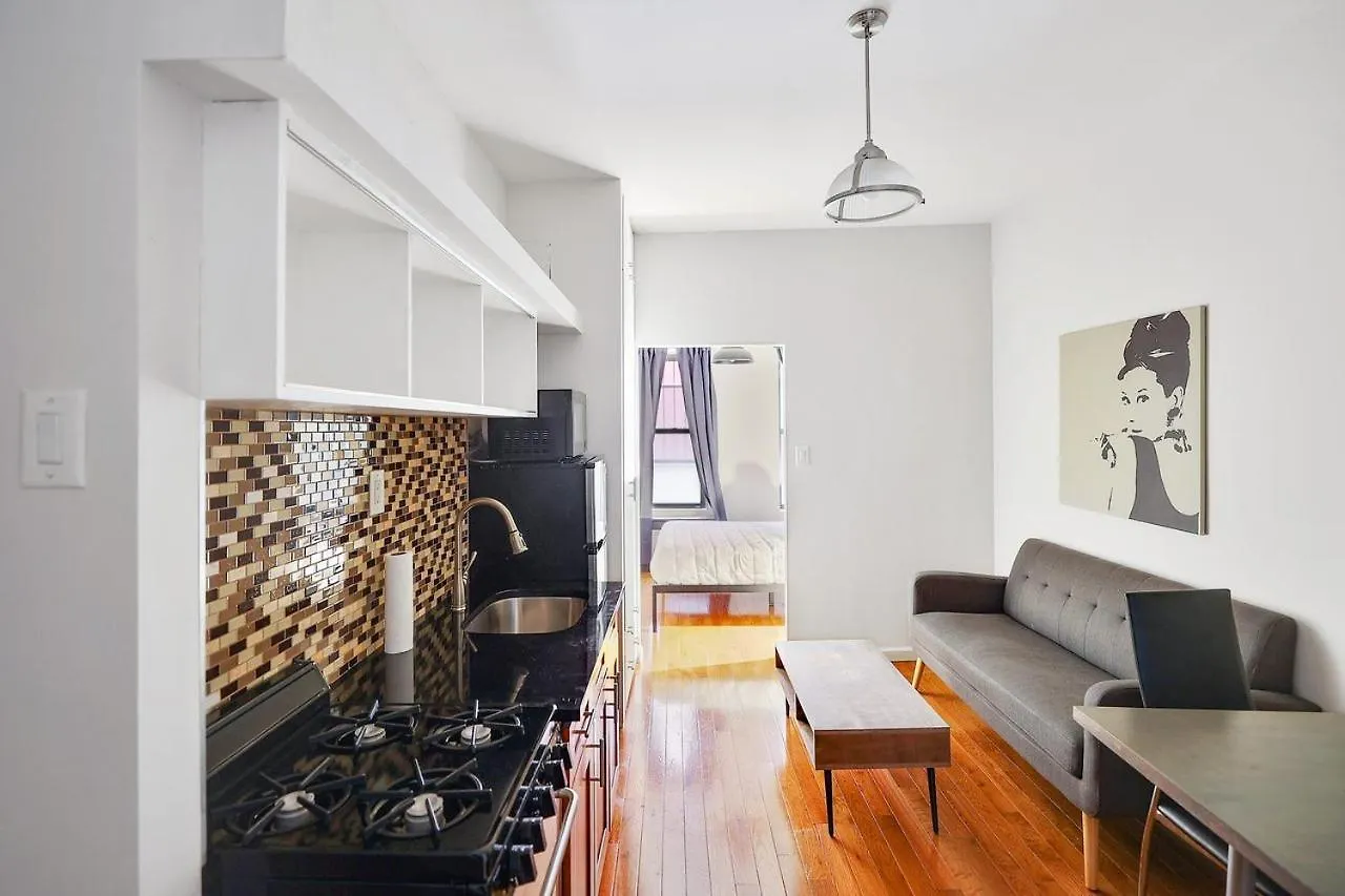 Apartment 799: Hells Kitchen New York